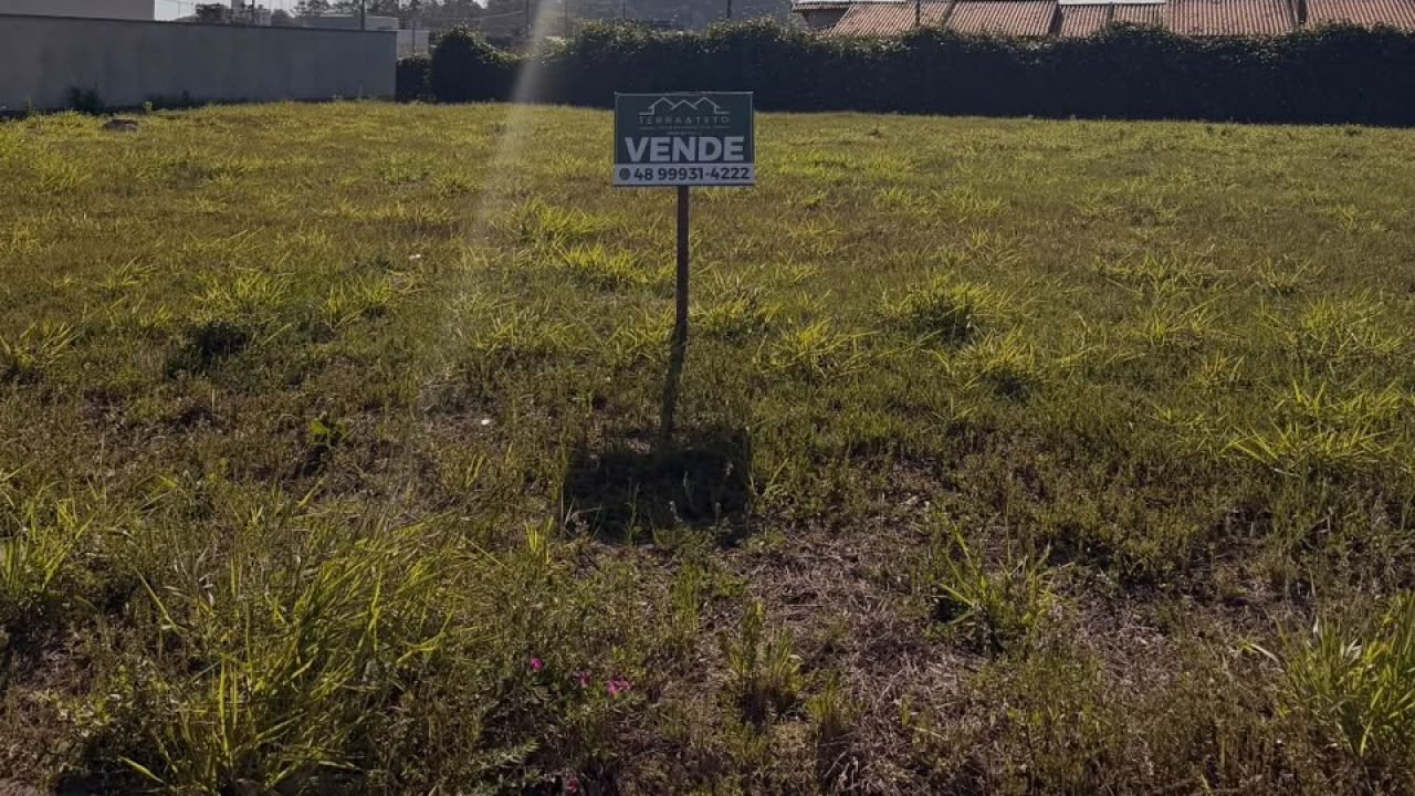 TERRENO PRAÇA PARIS